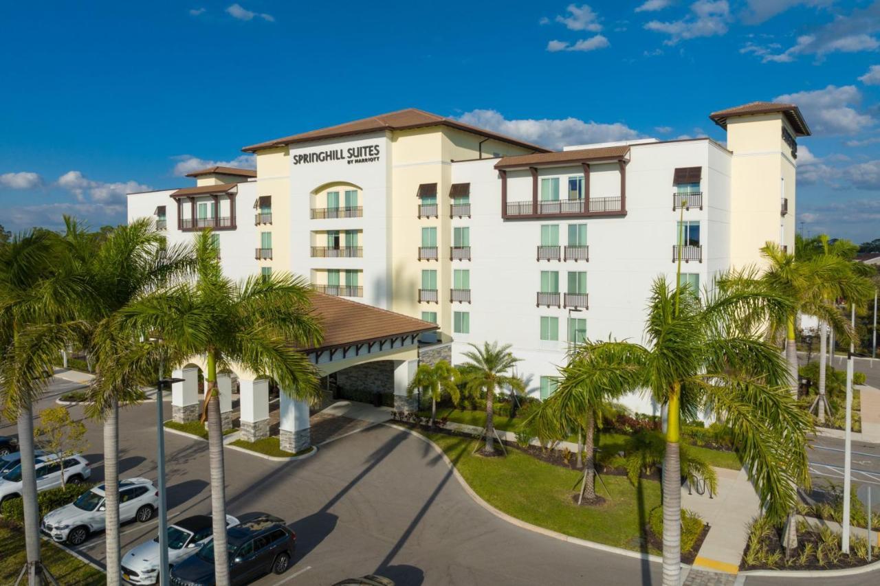 Springhill Suites By Marriott Fort Myers Estero Exterior foto