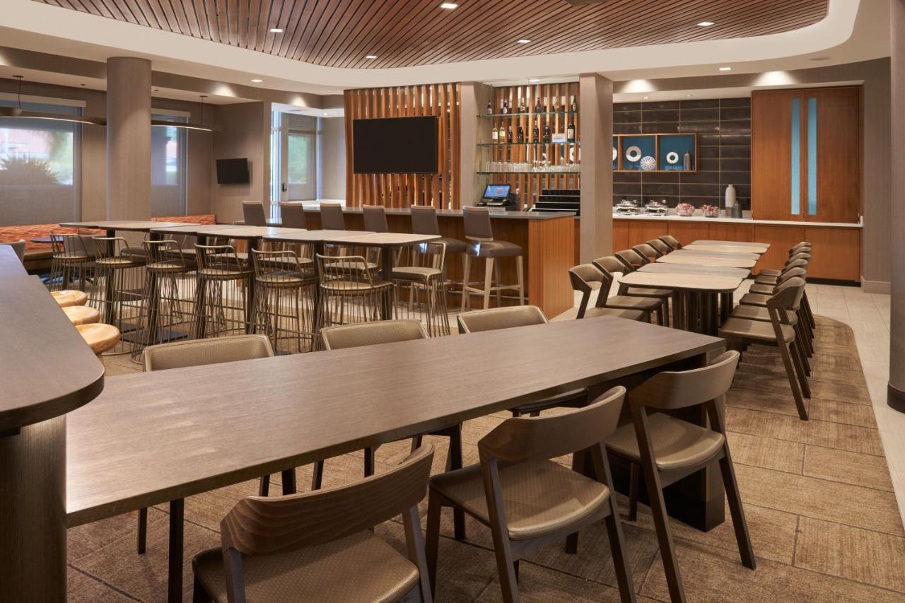 Springhill Suites By Marriott Fort Myers Estero Exterior foto